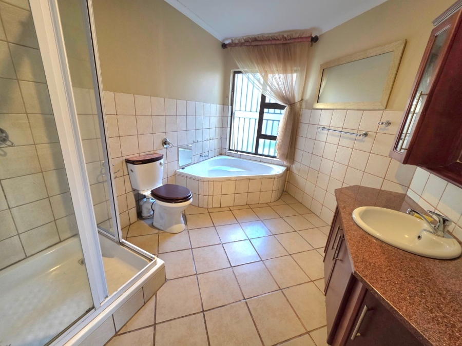 3 Bedroom Property for Sale in Eureka Free State